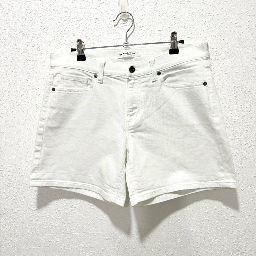 Banana Republic White‎ Jean roll up Shorts 27